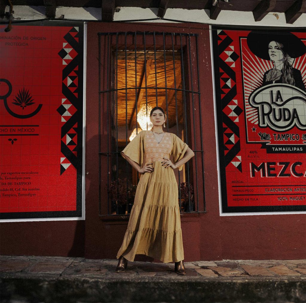 Mezcal La Ruda. Aplicaciones para fachada.